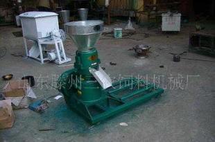 山东滕州三农饲料机械厂 专业制造饲料制粒机，助力现代化养殖与饲料工业